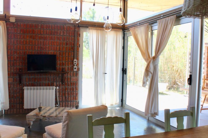 VENDO!! INNOVADORA CASA 