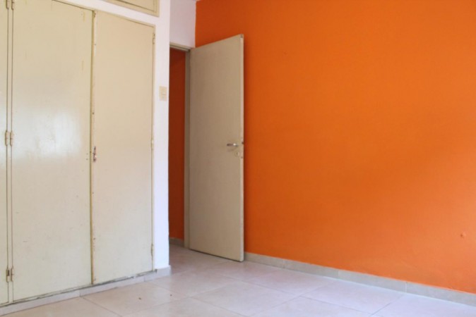 VENDO!! CÓMODA CASA 