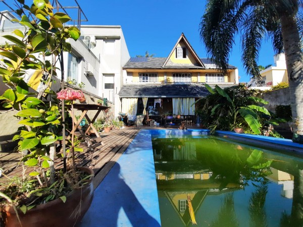 VENDO CASA - ZONA THOMPSON 