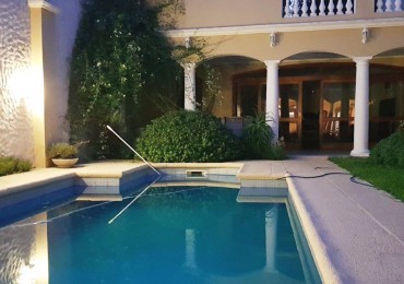 VENDO CASA - ZONA PLAZA SAEZ PEÑA 